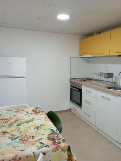 Gradina Apartment Монтана Екстериор снимка